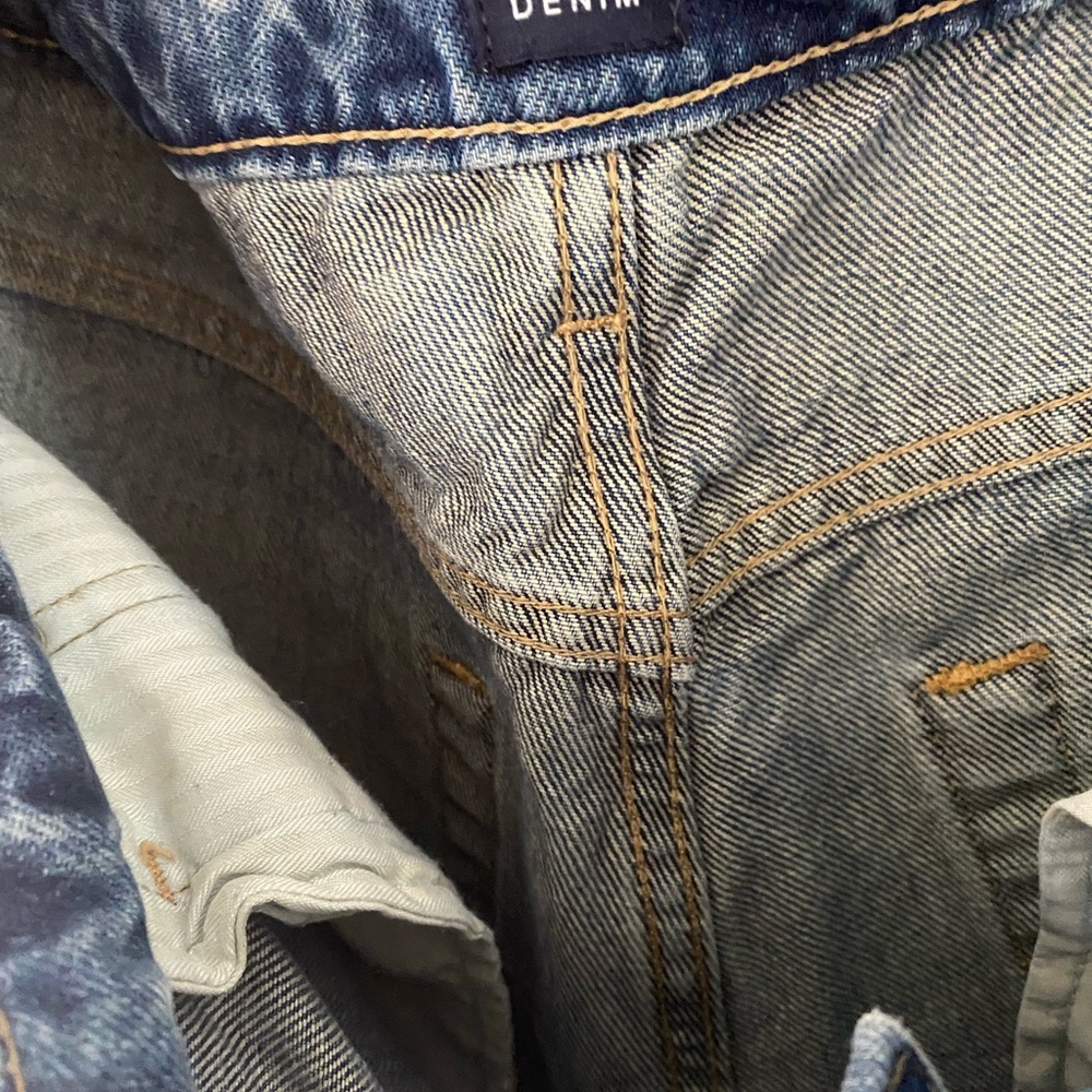 Deconstructed Ripped Jeans GAP - Picture 4 of 5